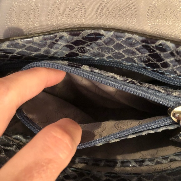 Michael Kors Crossbody Python - Picture 7 of 10